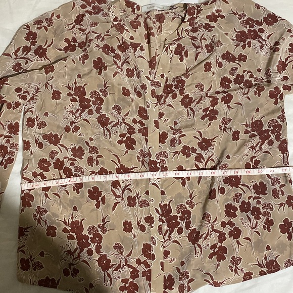 Bishop + Young floral button front Eva blouse - Picture 8 of 9